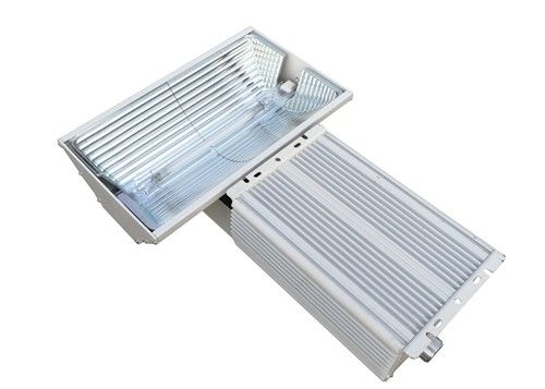 220V 115lm / w CMH Grow Lights พืชในร่มที่กำลังเติบโต FCC