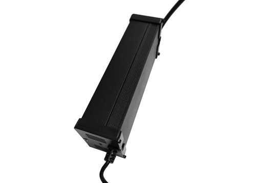 21V5A 850g แหล่งจ่ายไฟ AC แรงดันคงที่ ไฟ LED DC Power 105W
