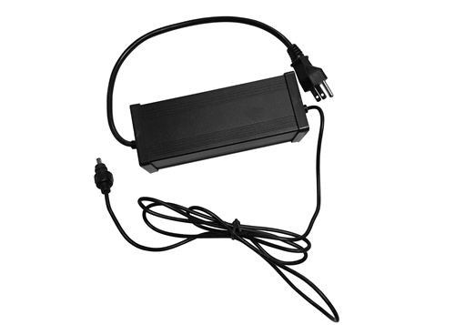 21V 4A 84W อุปกรณ์เสริมสำหรับโคมไฟ DC แรงดันไฟฟ้าคงที่ 50Hz 60Hz