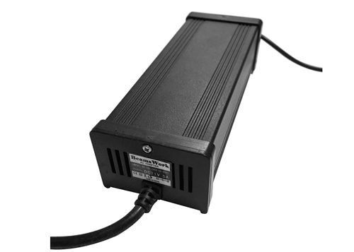 21V5A 850g แหล่งจ่ายไฟ AC แรงดันคงที่ ไฟ LED DC Power 105W